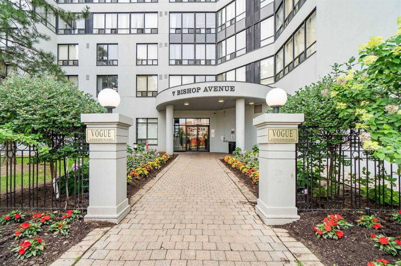 Vogue Condominiums